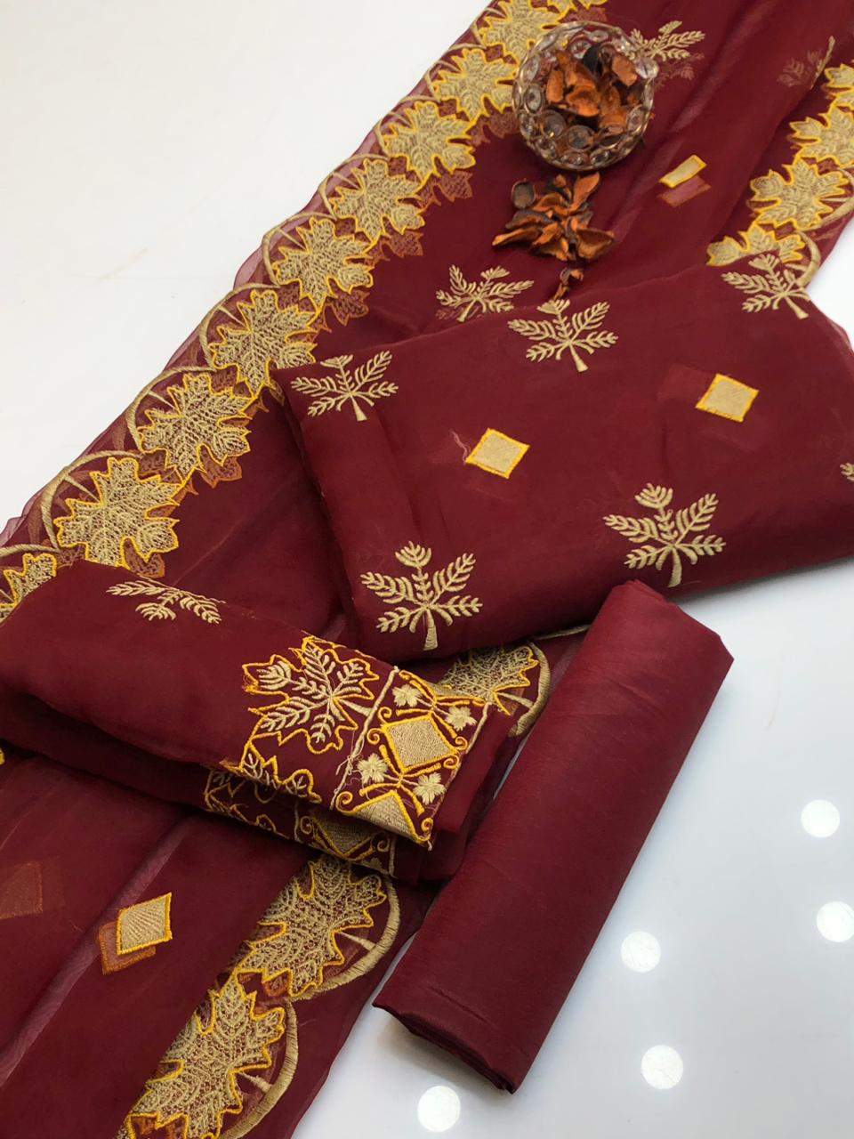 👉 Organza Embroidered 3PC Dress – Restock Collection