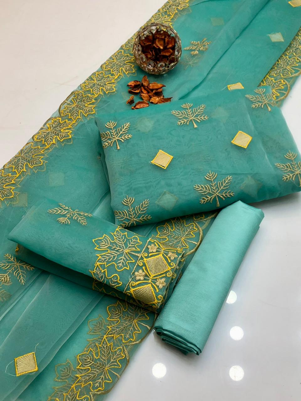 👉 Organza Embroidered 3PC Dress – Restock Collection