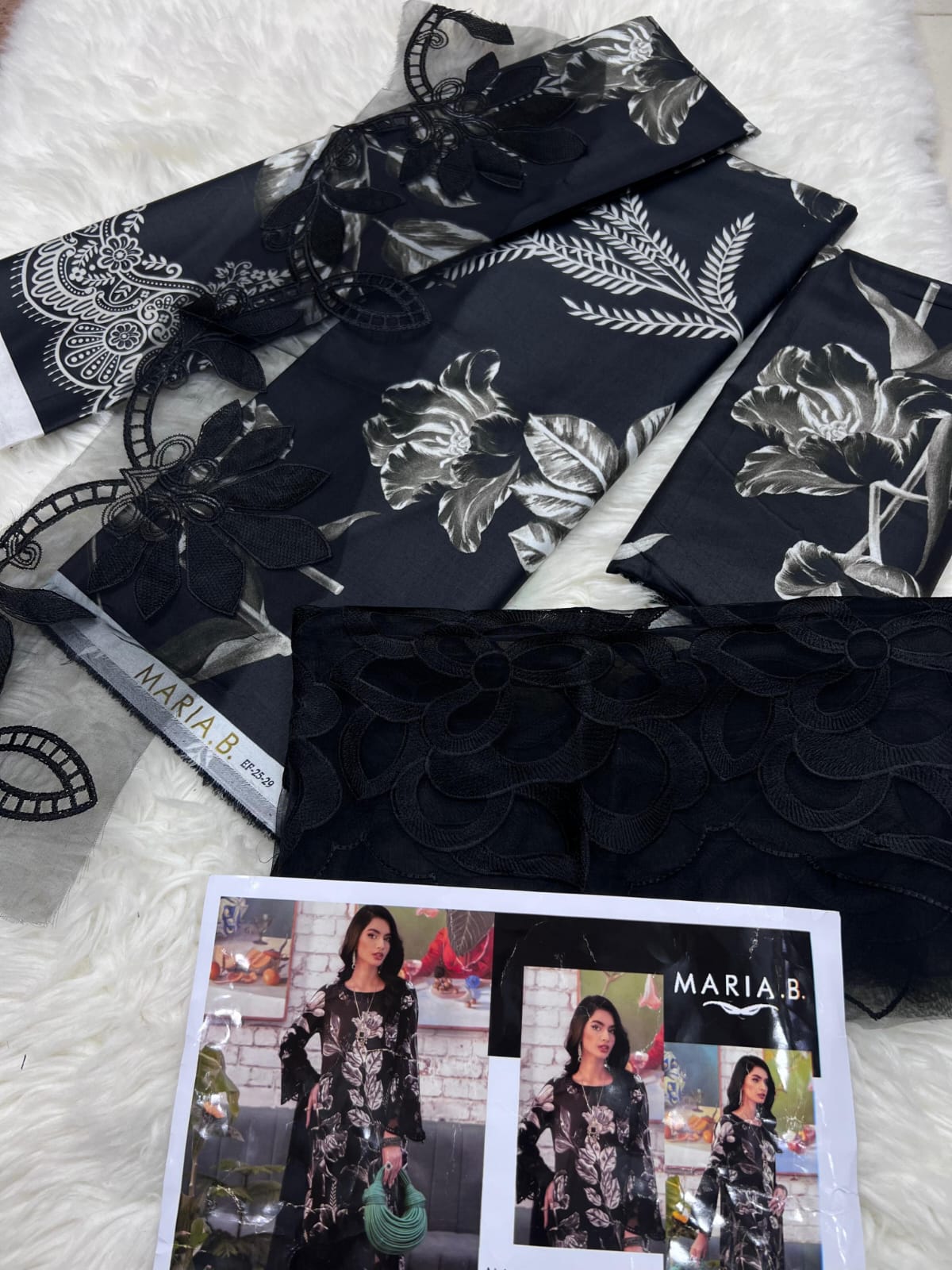 👉 Linen 7272 – Digital Print Diamond Linen Collection